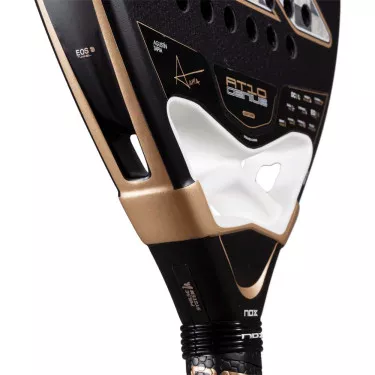 Nox AT10 Genius 18K Alum 2026 Padelschl&auml;ger