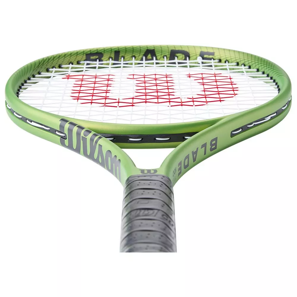 Wilson Blade Feel 100 2026 Tennisschl&auml;ger (284 g)