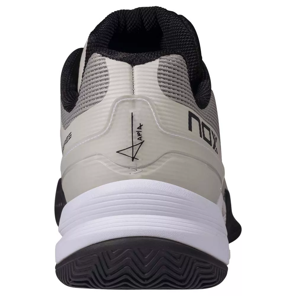 Nox AT10 Pro 2026 Padelschuhe Beige / Schwarz