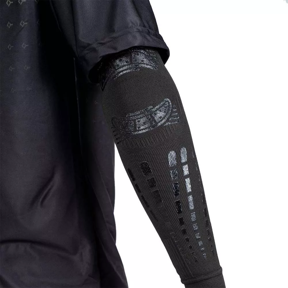 Floky NO-STRAIN Evolution Kompressions&auml;rmel Schwarz