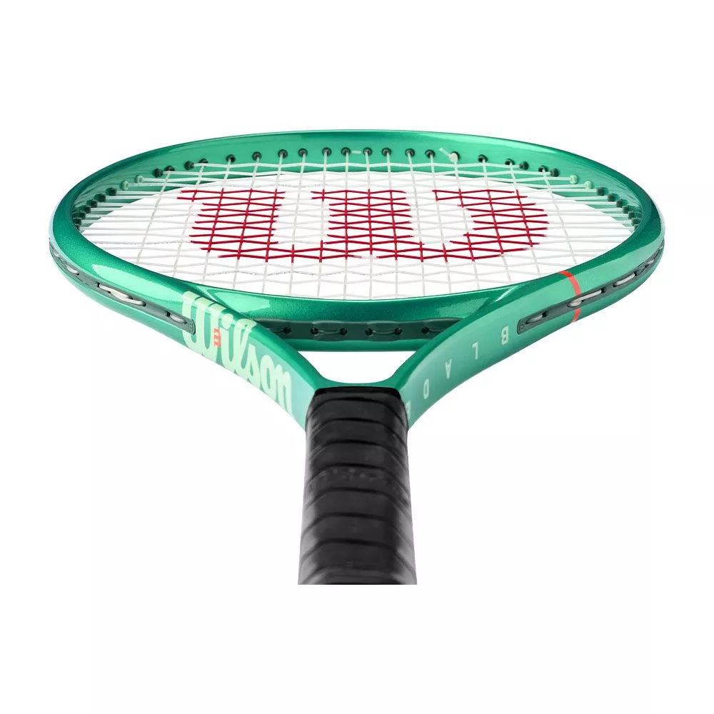 Wilson Blade 26 V10 Junior Tennisschl&auml;ger (255 g)