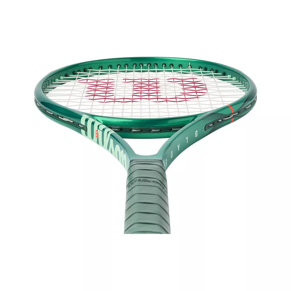 Wilson Blade 104 V10 Tennisschl&auml;ger (290 g)