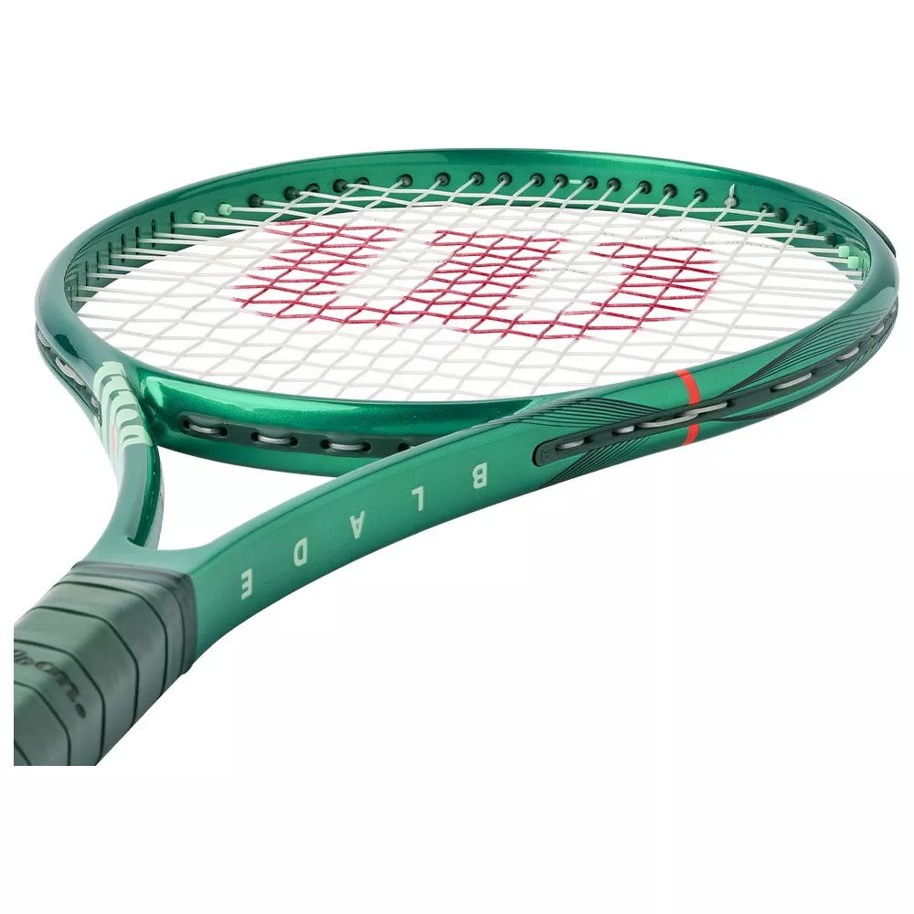 Wilson Blade 104 V10 Tennisschl&auml;ger (290 g)
