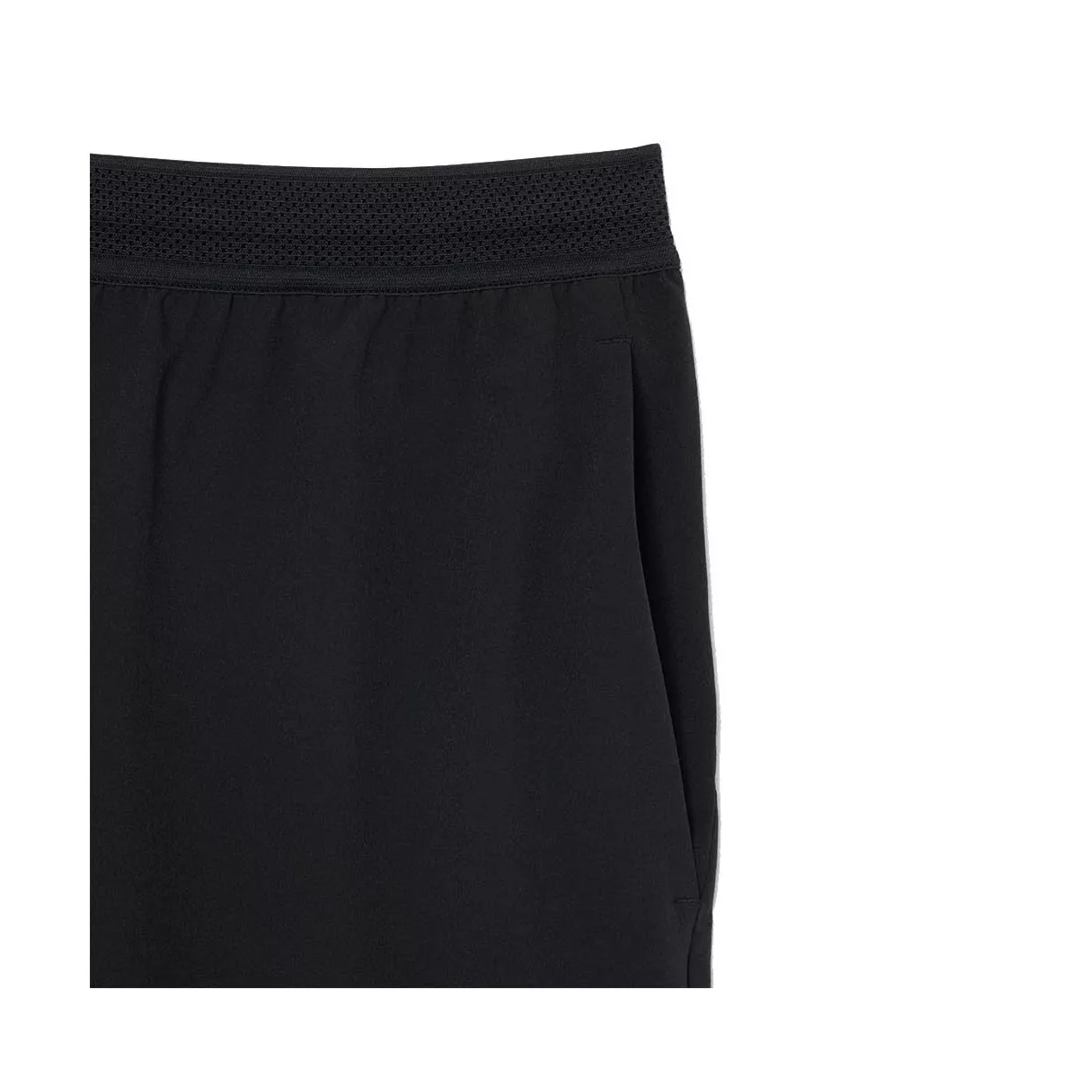 Lacoste Tennis x Novak Djokovic On Court Shorts Schwarz