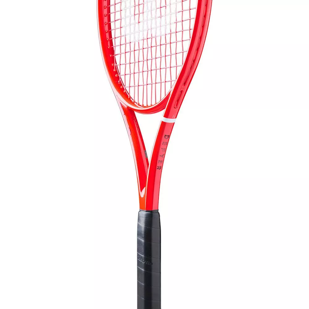 Wilson Defyer 98 Pro Tennisschl&auml;ger (305 g)