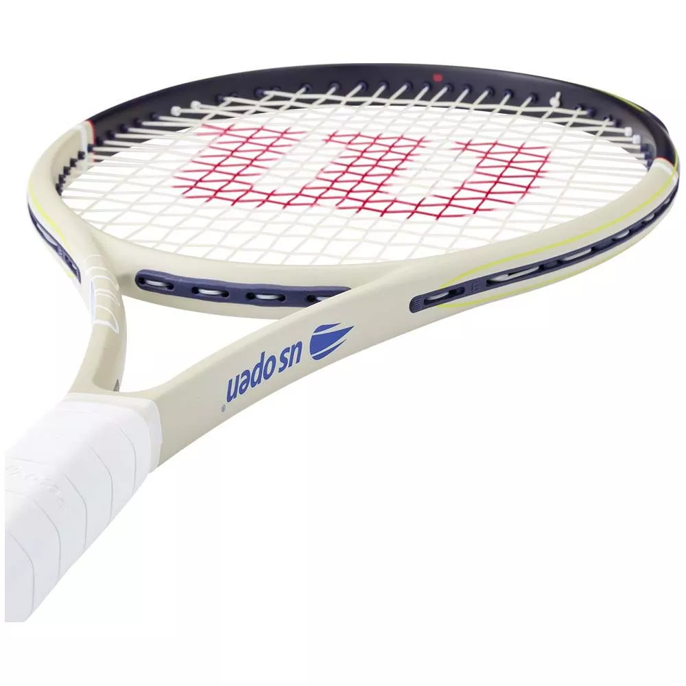 Wilson Blade 100 V10 US Open 2026 Tennisschl&auml;ger (300 g)